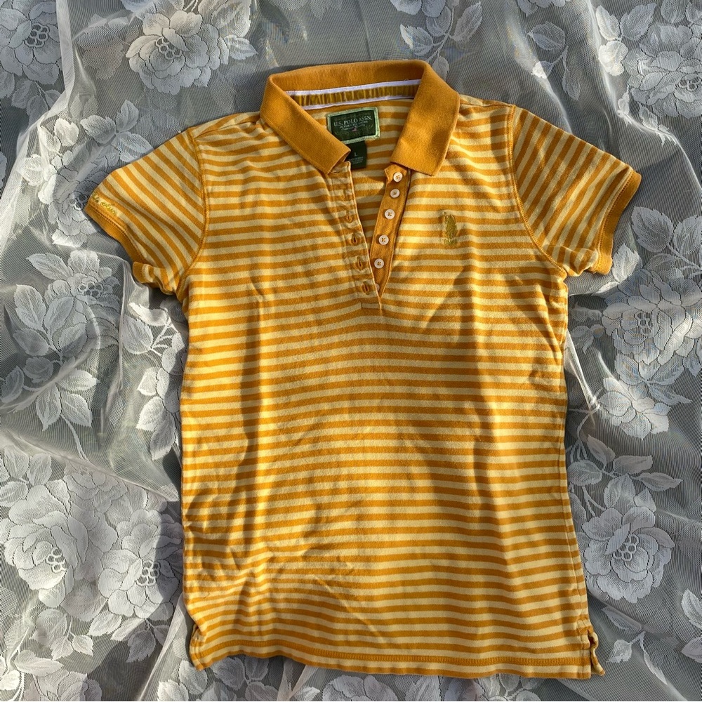 Fire Vintage 2000s US Polo Striped Shirt 🏇💛